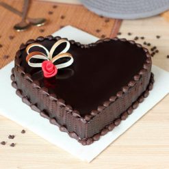 Choco Lovers Cake: A decadent delight for chocolate enthusiasts, offering an indulgent experience with rich, luscious chocolate flavors.