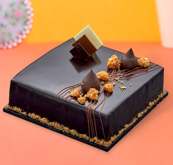 Delectable square-shaped chocolate cake | chocolate cake |Chocolate cake |  Tfcakes