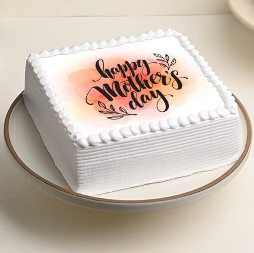 A beautifully crafted square cake, perfect for celebrating Mom on Mother's Day with its meticulous design and delicious flavor.