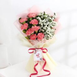 Colorful Mother's Day bouquet with assorted flowers arranged beautifully to celebrate mom's special day.