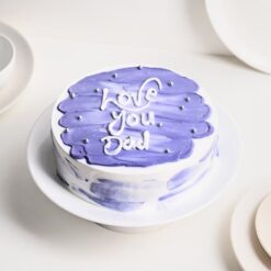 Heart-felt Father's Day cake with loving decoration, perfect for celebrating Dad's special day.